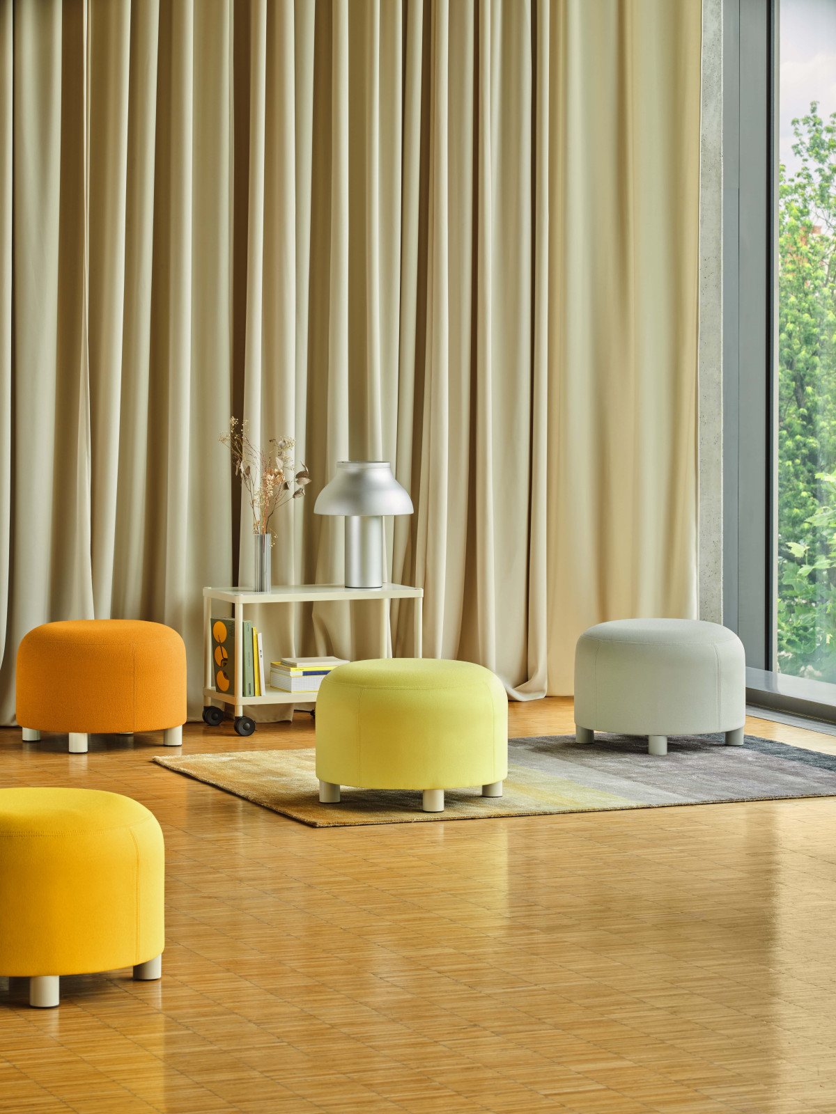 siedziska lounge pufy dots .mdd
